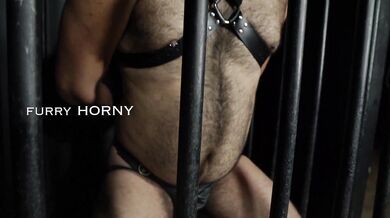 Schiavo scopata BDSM con padrone porco