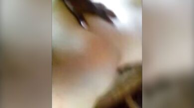 Divertimento interrazziale senza preservativo con il mio amico Grow