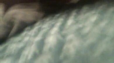 Spalanco la "figa" del mio ragazzo con un dildo