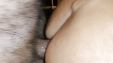 Vecchio papà si fa scopare senza preservativo