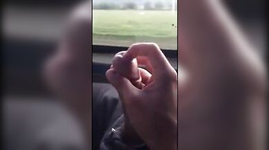 Gran pompino in un autobus