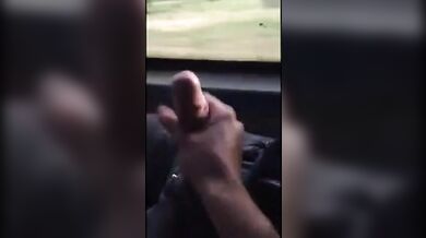 Gran pompino in un autobus