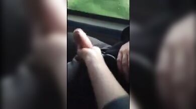 Gran pompino in un autobus