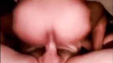 Papà dal cazzo grosso scopa senza preservativo