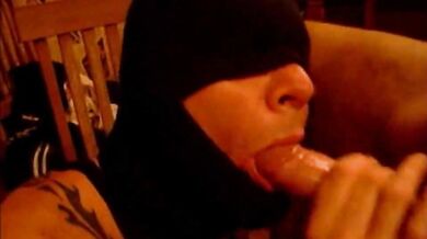 Bukkake amatoriale con un grosso cazzo