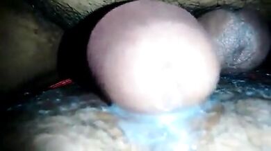 Grossi cazzi neri che si sfregano insieme