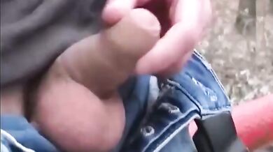 Twink si masturba in webcam