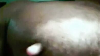 I capezzoli allungati di papà