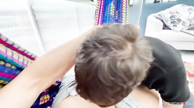 Patrigno e figliastro: sesso bareback con pompini e anale