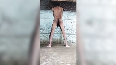 Due ragazzi indiani sesso bareback con giochi anali