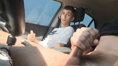 Due Fratelli Italiani Arrapati si Segano Insieme