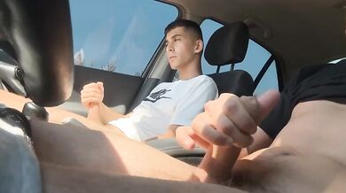 Due Fratelli Italiani Arrapati si Segano Insieme