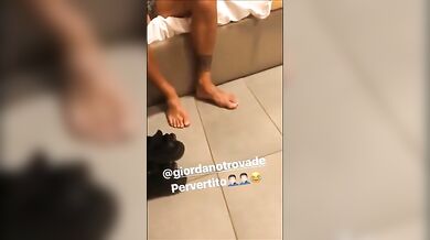 Compilation di Giovani Italiani con Cazzi Grossi che Sborrano