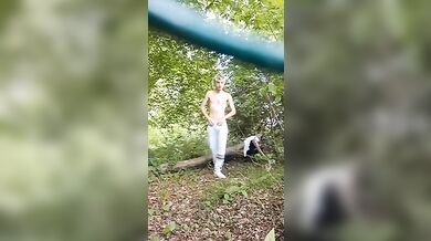 Frocio Italiano Alessandro da Stuprare nel Bosco