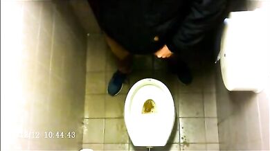 Spia Bagno Italiano: Cazzi Grossi Etero Esposti