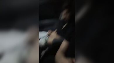 Ragazzo Italiano Etero si Sega per la Fidanzata