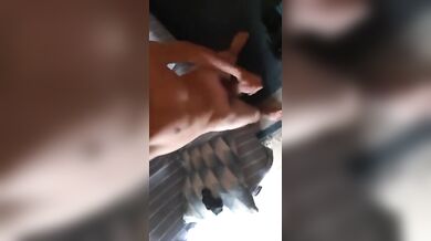 Ragazzo Italiano Arrapato Mostra Cazzo in Webcam