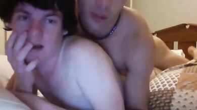 Due Italiani Arrapati si Mostrano in Webcam