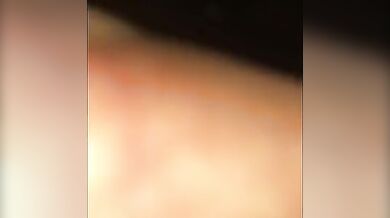 Scopata nera senza preservativo al Glory Hole della cabina