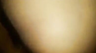 Divertimento serale con amico e fisting reciproco italiano