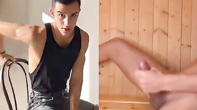 Kevin Guastella alias HotKev tiktoker italiano si masturba