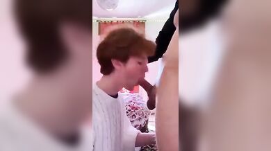 Francesco frocio italiano succhia il grosso cazzo del suo ragazzo