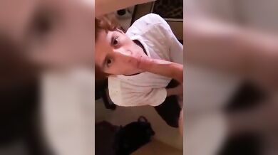 Francesco frocio italiano succhia il grosso cazzo del suo ragazzo