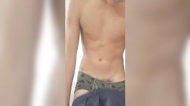 Frocio e schiavo italiano si fa usare come cesso