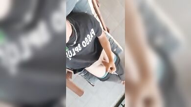 Twink italiano hot si mena in HD