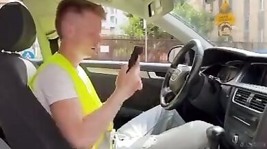 Femboy italiano bottom adora succhiare il cazzo