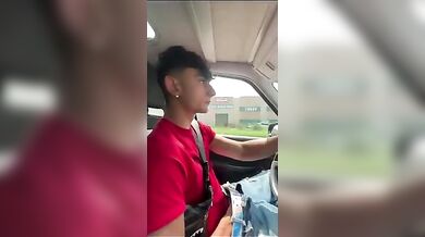 Teo fit italiano si mena in macchina