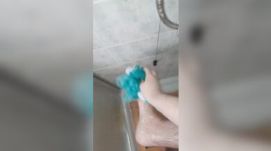 Masturbazione in doccia