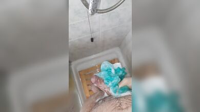 Masturbazione in doccia