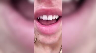 Video di un gran fico di tiktok anche lui sicuramente gay