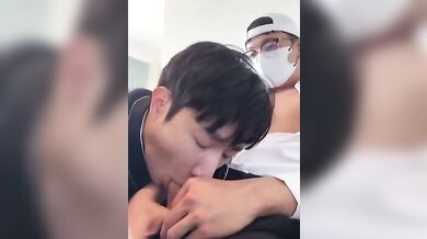 Ragazzo asiatico 18enne pompino selvaggio