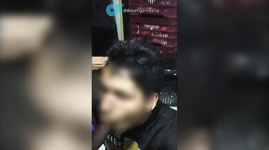 Pompino rischioso e proibito nel magazzino abbandonato gay