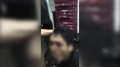 Pompino rischioso e proibito nel magazzino abbandonato gay