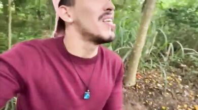 Divertimento cruising al parco con pompini e scopate gay