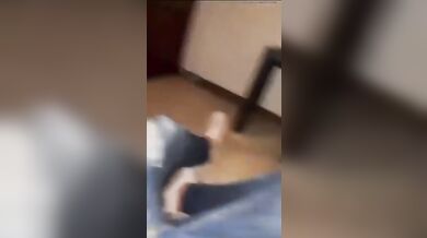 L’ultimo che resta sveglio vince e si diverte col sesso gay