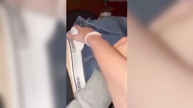 L’ultimo che resta sveglio vince e si diverte col sesso gay