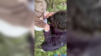 Rimorchiato e scopato in auto da un ragazzo italiano arrapato