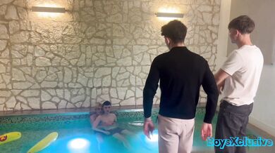 Giovanissimi twink italiani scopati dai loro ragazzi più grandi