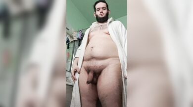 Nudo davanti alla telecamera