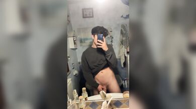 Video su whatsapp alla sua troietta gay