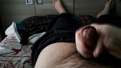 Mi masturbo fino a sborrare