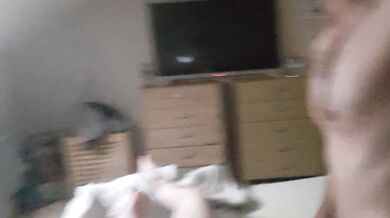 Sborrata copiosa nella bocca desiderosa del mio maiale