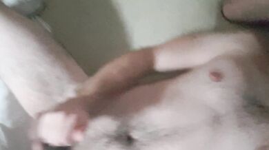 Sborrata copiosa nella bocca desiderosa del mio maiale