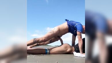 Anale Violento All'Aperto con Cazzo Grosso Spesso Senza Preservativo