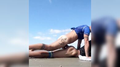 Anale Violento All'Aperto con Cazzo Grosso Spesso Senza Preservativo