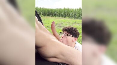 Coppie Gay Amatoriali con Pompino Profondo All'Aperto